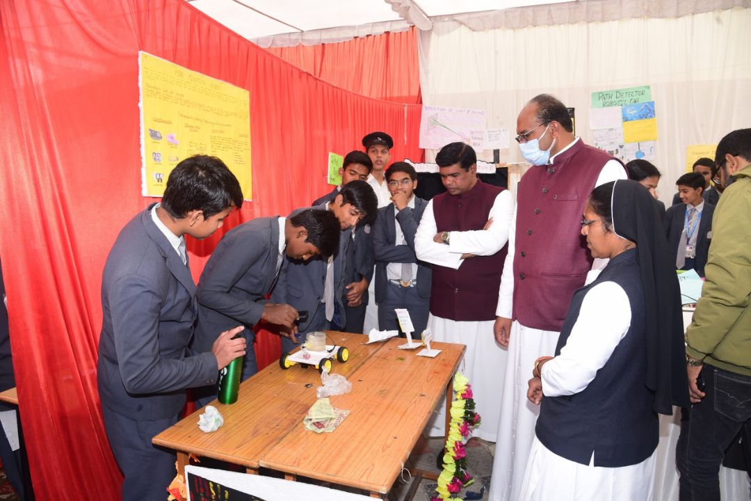 ANNUAL EXHIBITION EQUQUEST 2024-25 photo