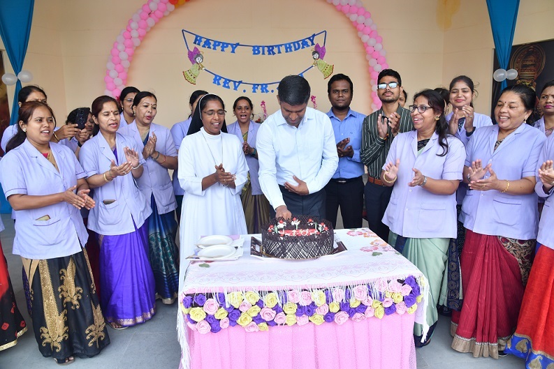 father manager B'day celebration 2022 photo