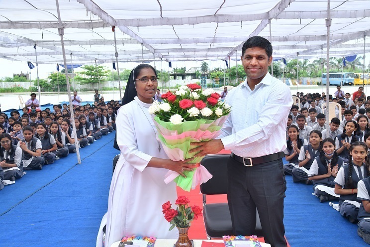 father manager B'day celebration 2022 photo