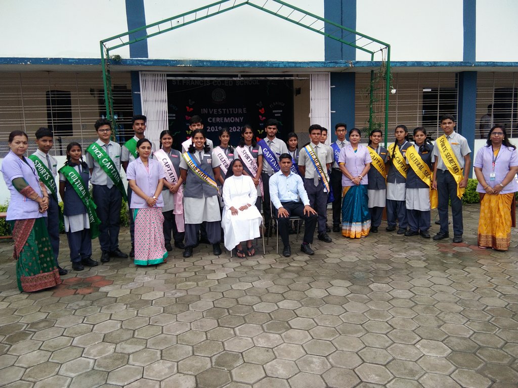 INVESTITURE CEREMONY photo